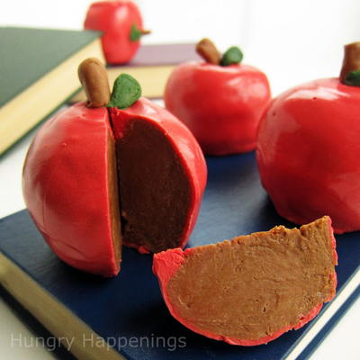Topsy Turvy Caramel Apples
