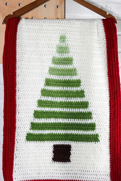 Ombre Holiday Table Runner And Placemats