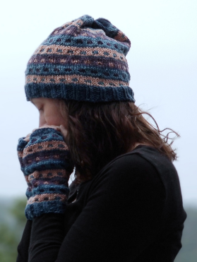 Stripe-A-Dots Gloves & Hat